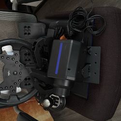 Pxn v99. Great Condition. Compatible With PS4/5 Xbox PC