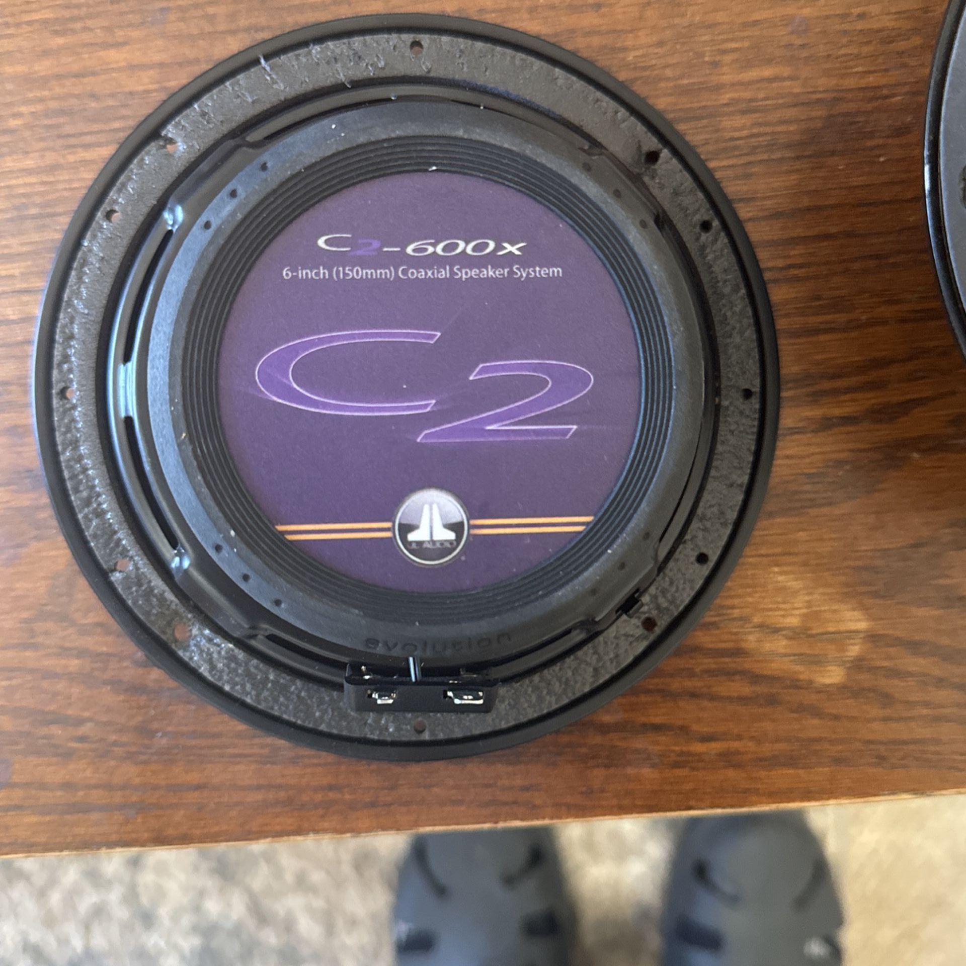 JL Audio C2-600x