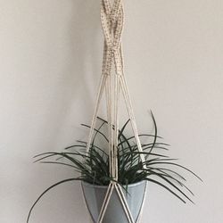 Plant Hanger Macrame Braid Style 