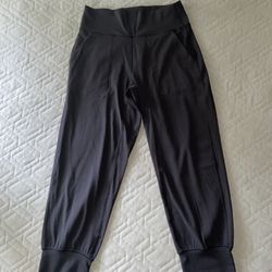 Women’s Lululemon Joggers Size 6