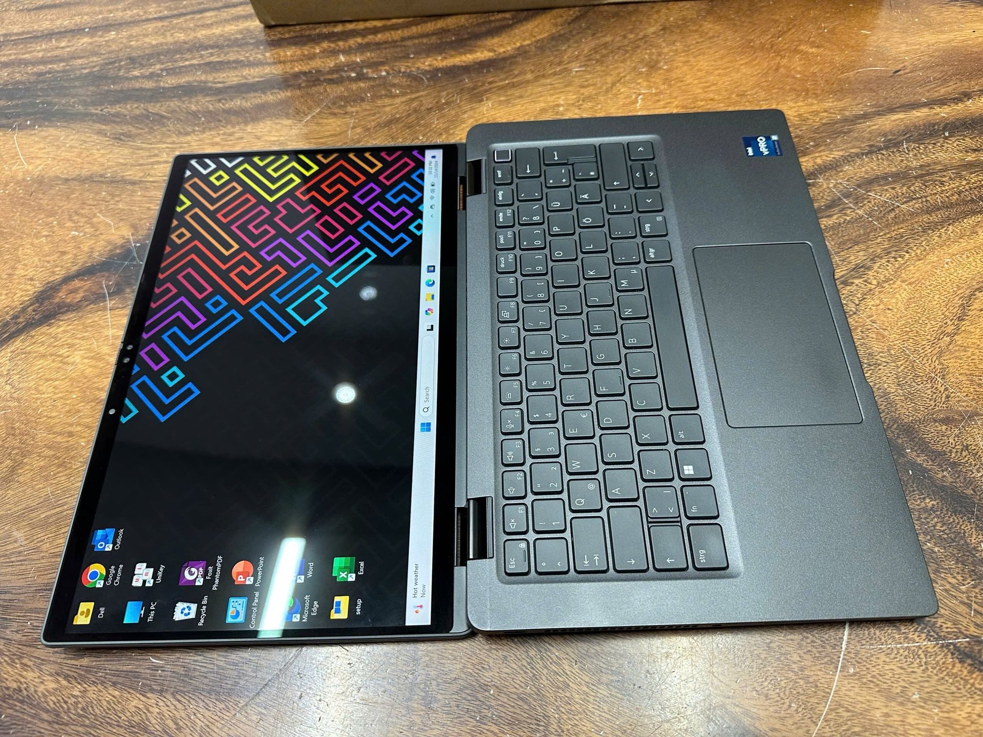Dell Latitude 7430 2-in-1 Laptop