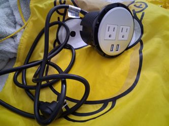 Im Selling this 3 outlet plug you can charge multiple phones all at once