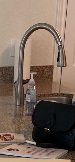 Kitchen faucet