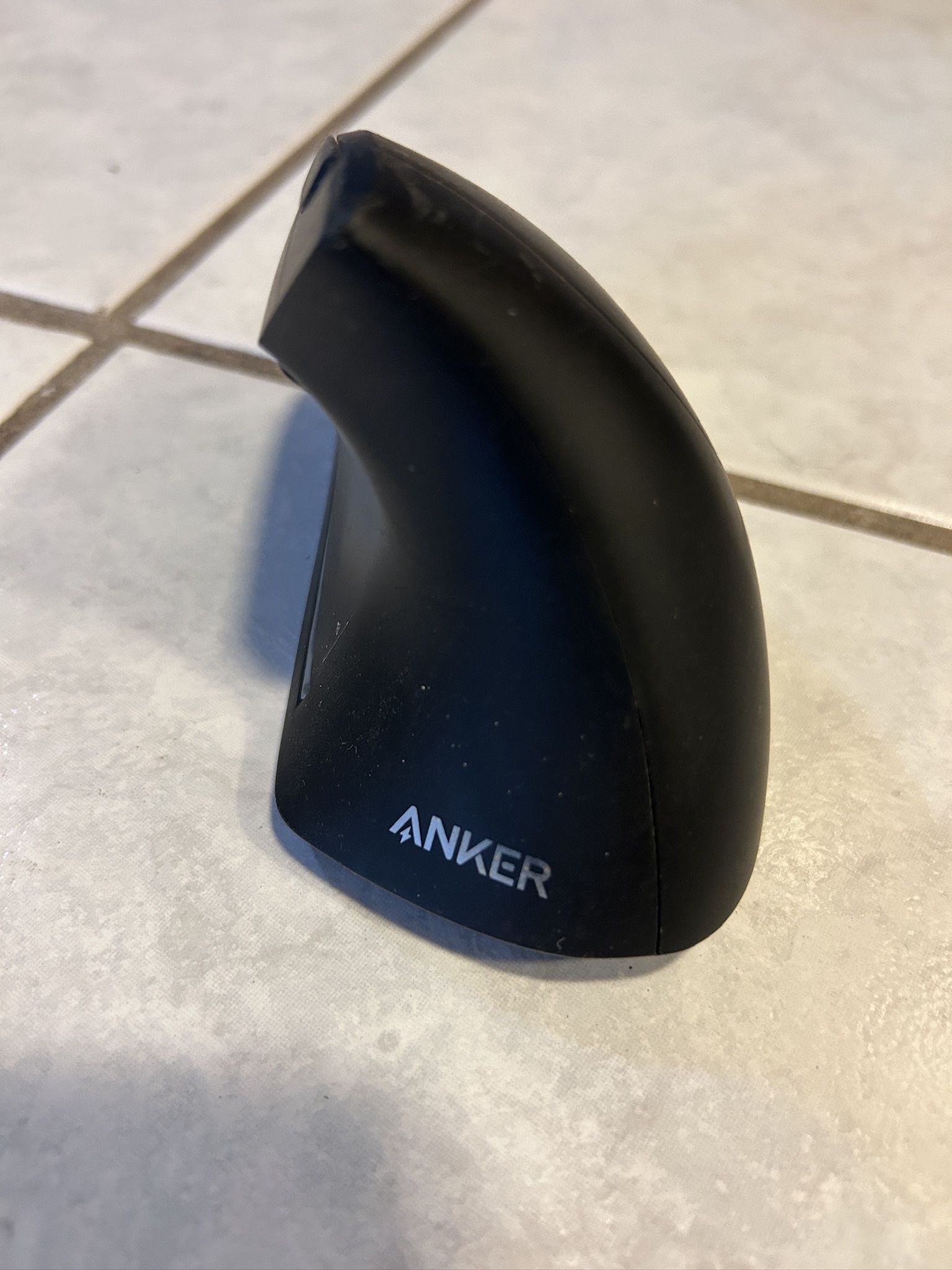 Optical USB Wired Vertical Mouse 1000/1600 DPI, 5 Buttons CE100