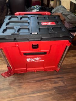 Milwaukee packout