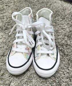 Little Girls Butterfly Shine Converse Size 11