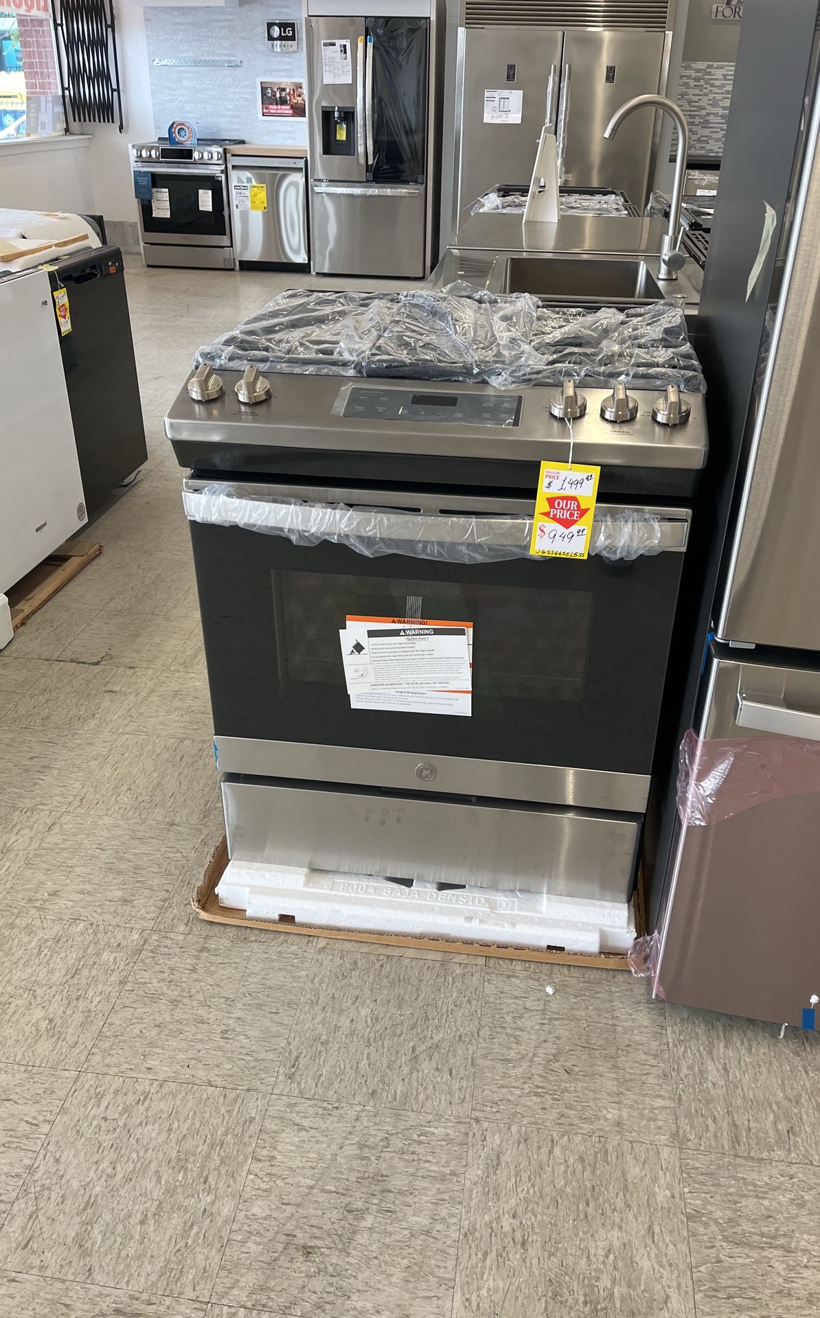New Gas Range - Finance available- Brand GE