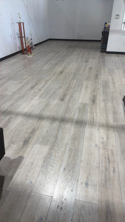 Laminate flooring  used