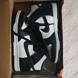 Nike Dunk High Black & White US 7