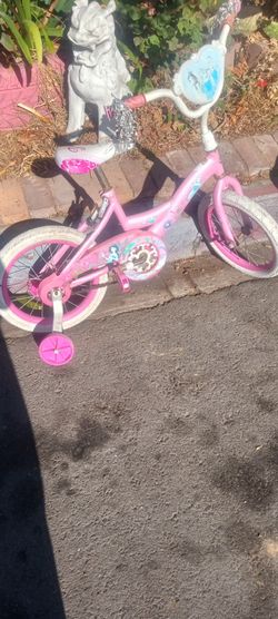 Se venden 2 bicicletas a $25 c/u OBO