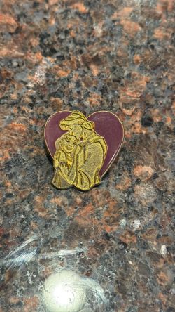 Disney Pin Pocahontas & John Smith
