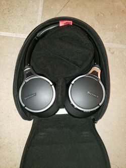 Song Over Ear Noise Canceling Headphones