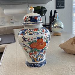 Imari Garden Empress Japanese Vase
