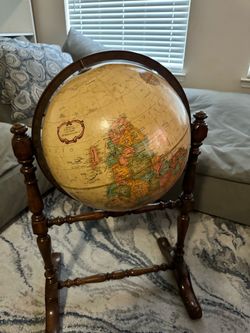 Mid-Century Butler Home 16 World Classic Globe
