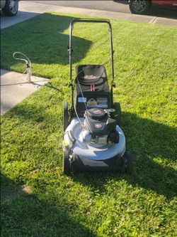 Craftsman 21in  lawnmower