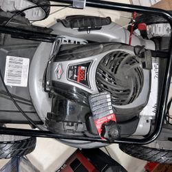 Briggs And Stratton Lawnmower E500