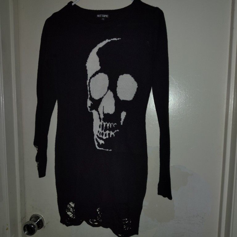 Hot Topic Distressed Dress/Sweater