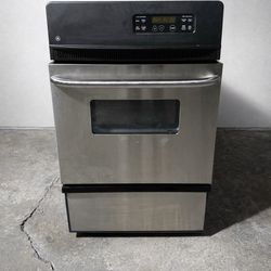 (OBO) GE 24” Stainless Steel Gas Wall Oven – Clean & Working