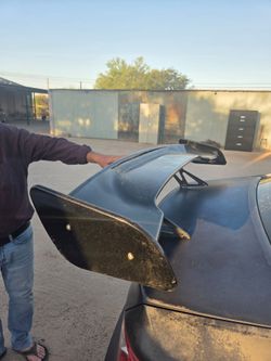 Car wing