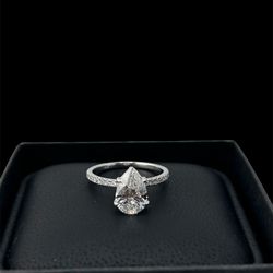 Pear Shape Lab-grown Diamond Ring 💍 