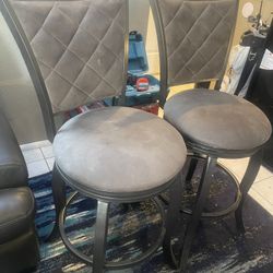 33” Bar Stool’s Hammered Nickel  Montello 