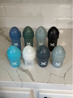Herobility Anti Colic Bottles Lot of 8