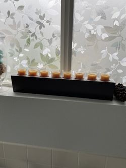 Candles with holder / like new