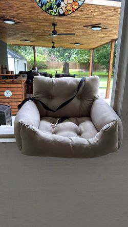 Pet car seat
