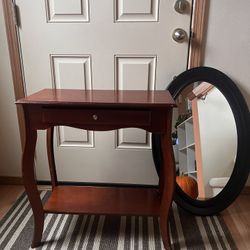 Side Table And Oval Mirror 