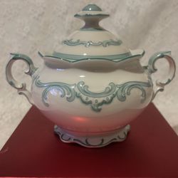 Schumann Bavaria Lidded Sugar Bowl. 5.5 inches tall, 7.0 inches long,