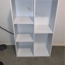 White 5 shelves organizer