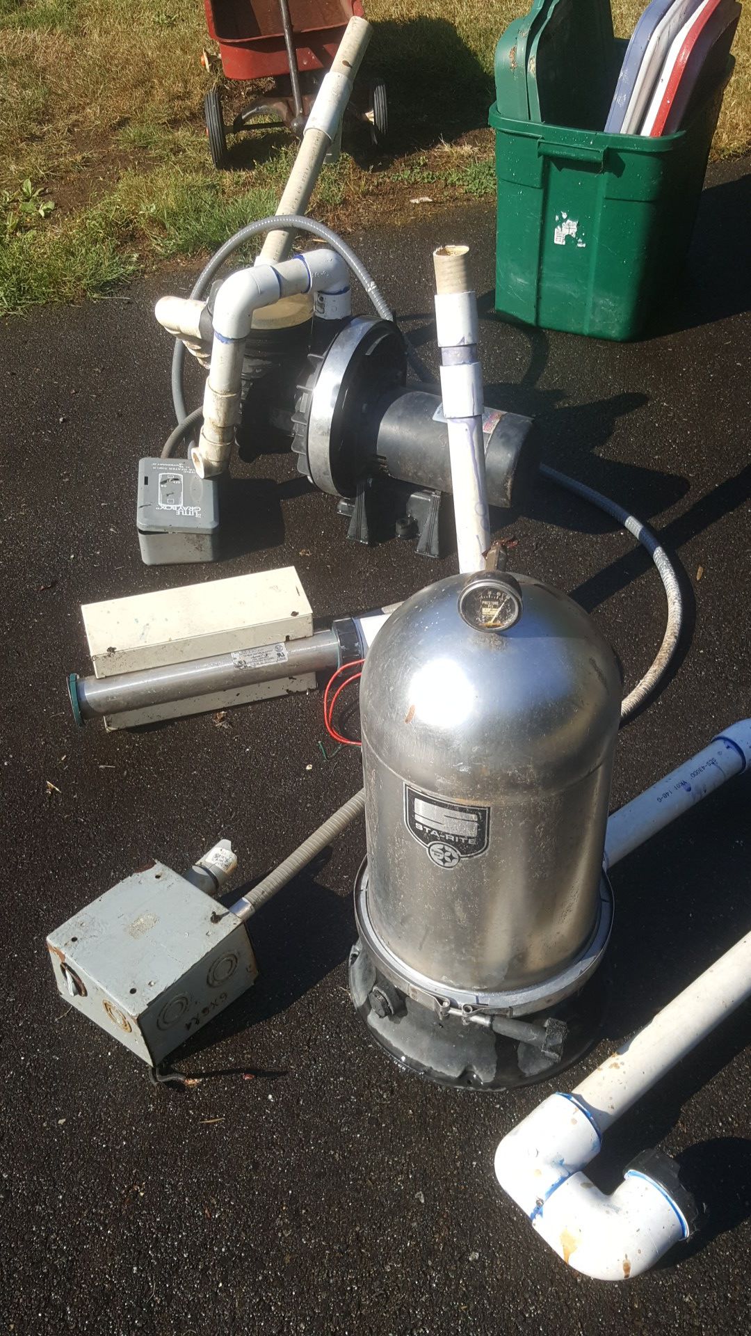 Hot tub pump and heating system