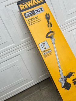 New Dewalt Weedeater $150 Firm Just tool