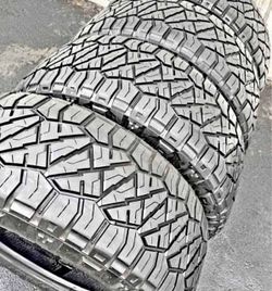 275 70 18 Nitto Tires Con 80% de Vida Las 4