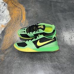Size 11 - Nike KB Mentality Green RARE