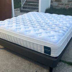 Leesa Queen Sapira Chill Hybrid Mattress Medium-Firm 