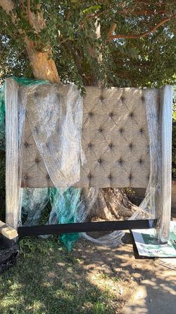 Queen Tufted Upholstered Wingback Headboard