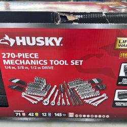 NUEVO 270 PIECE TOOL SET