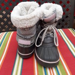 London Fog Snow Boots Size 2