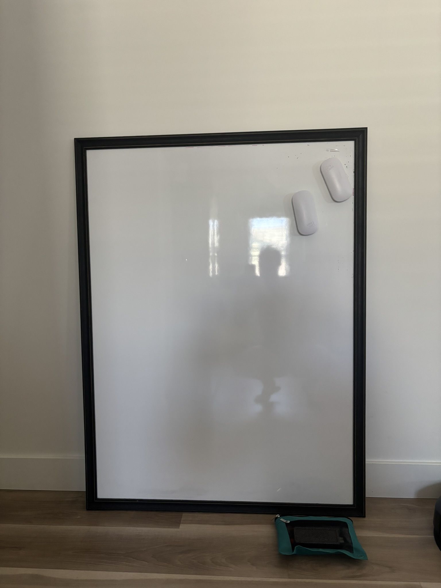 XL White Boards With Markers