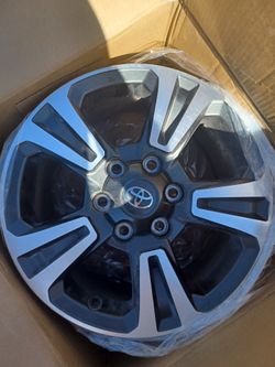 Toyota 17x7.5 Tacoma Charcoal Rims 2016-2019