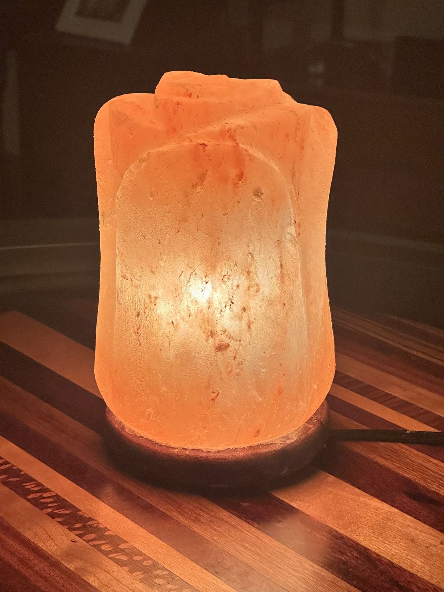 🌋 Rose-Shaped Himalayan Salt Lamp w/ Dimmer Switch – Glowing Serenity! 🌙