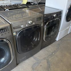 Lg Washer And Dryer Set 