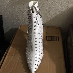 Wome’s Shoes Size 81/2 Color White 