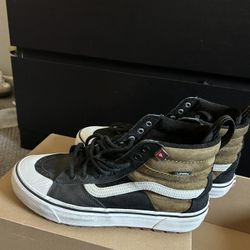 Old School Mte Hiking And Waterproof Vans