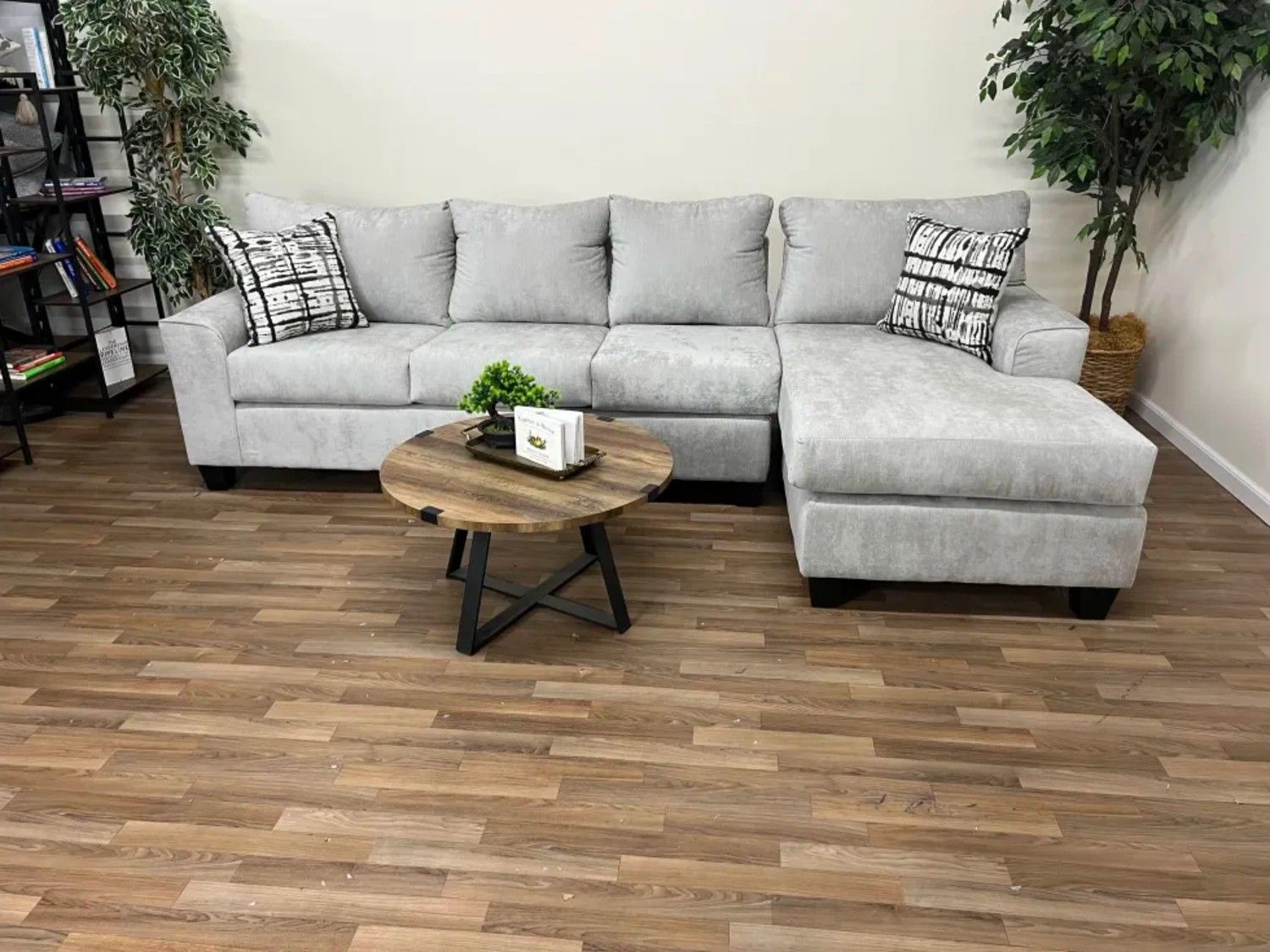 DELIVERY AVAILABLE Sectional Couch