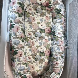 Baby Lounger Nest/ Baby Sleeper 