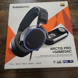 SteelSeries Arctis Pro + GameDAC Wired Gaming Headset - Certified Hi-Res Audio - Dedicated DAC and Amp - for PS5/PS4 and PC - Black