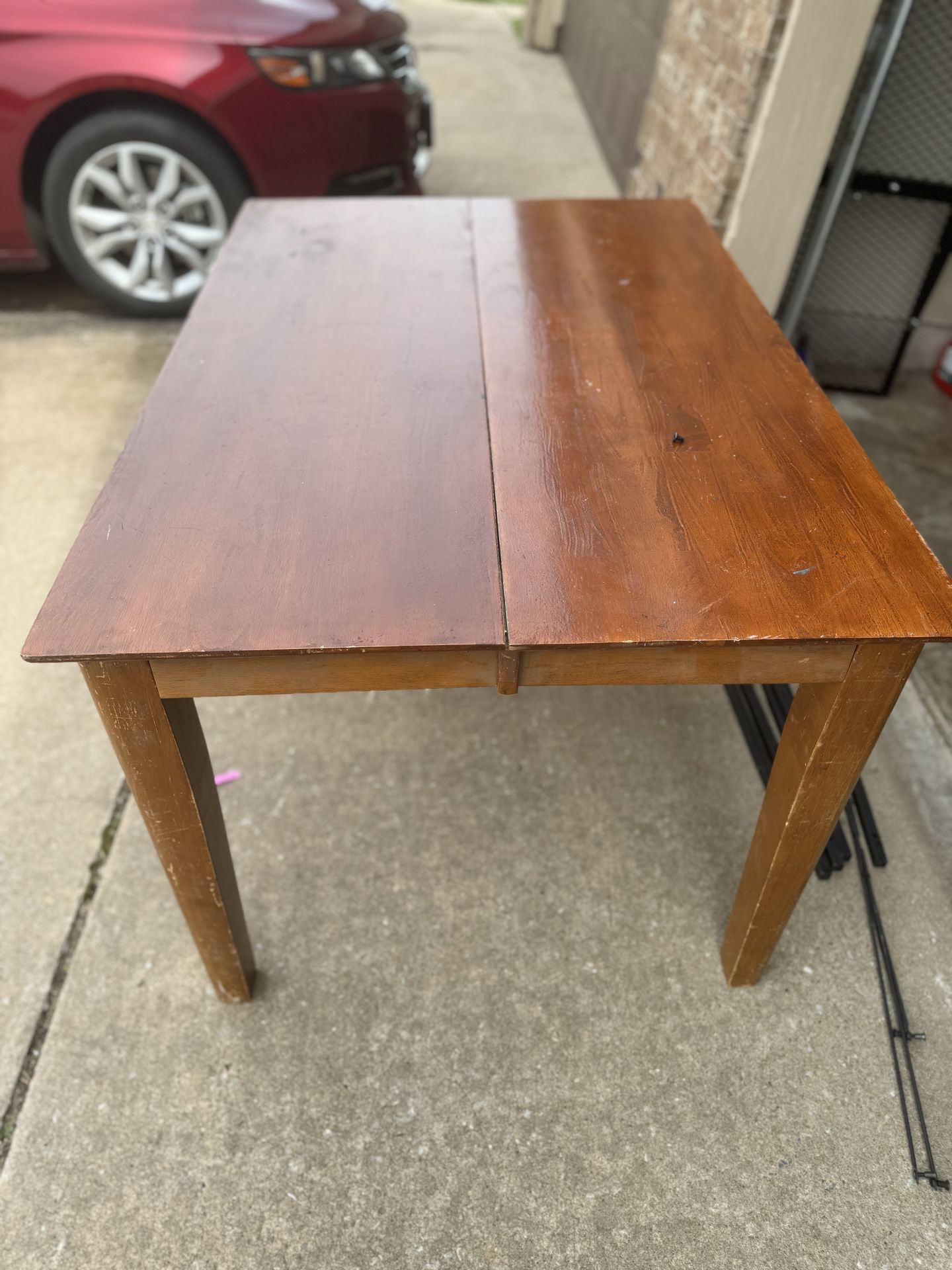 Kitchen Table - Solid Wood  Leaf Table 