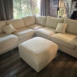 New Sectional Corduroy Couch with Ottoman! Free Delivery 🚚! Free Assembly!
